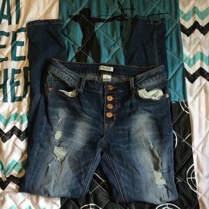 Mudd size 16 skinny.